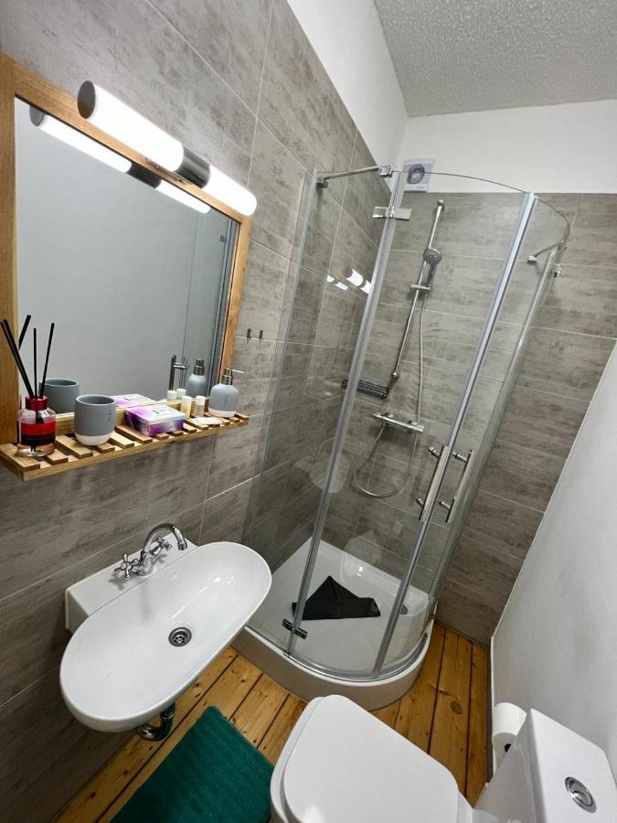 O&W Ferienhaus Mit Pool Naehe Nuerburgring, Adenau Esterno foto
